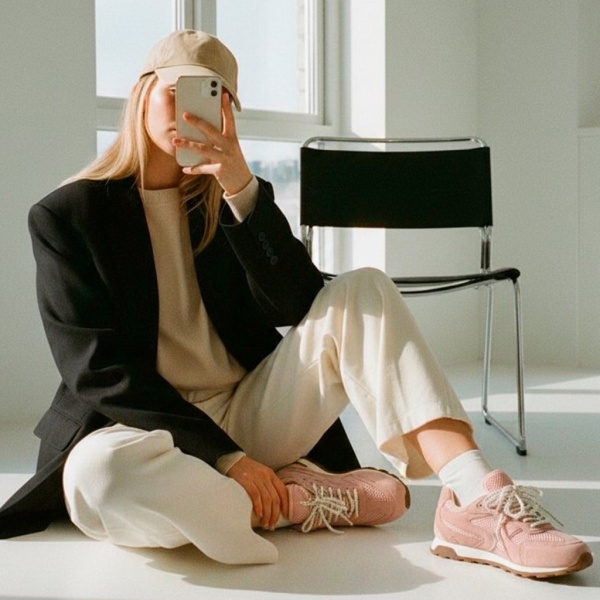 HELMAR TREND [110606]